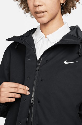 Nike women's shop water resistant jacket